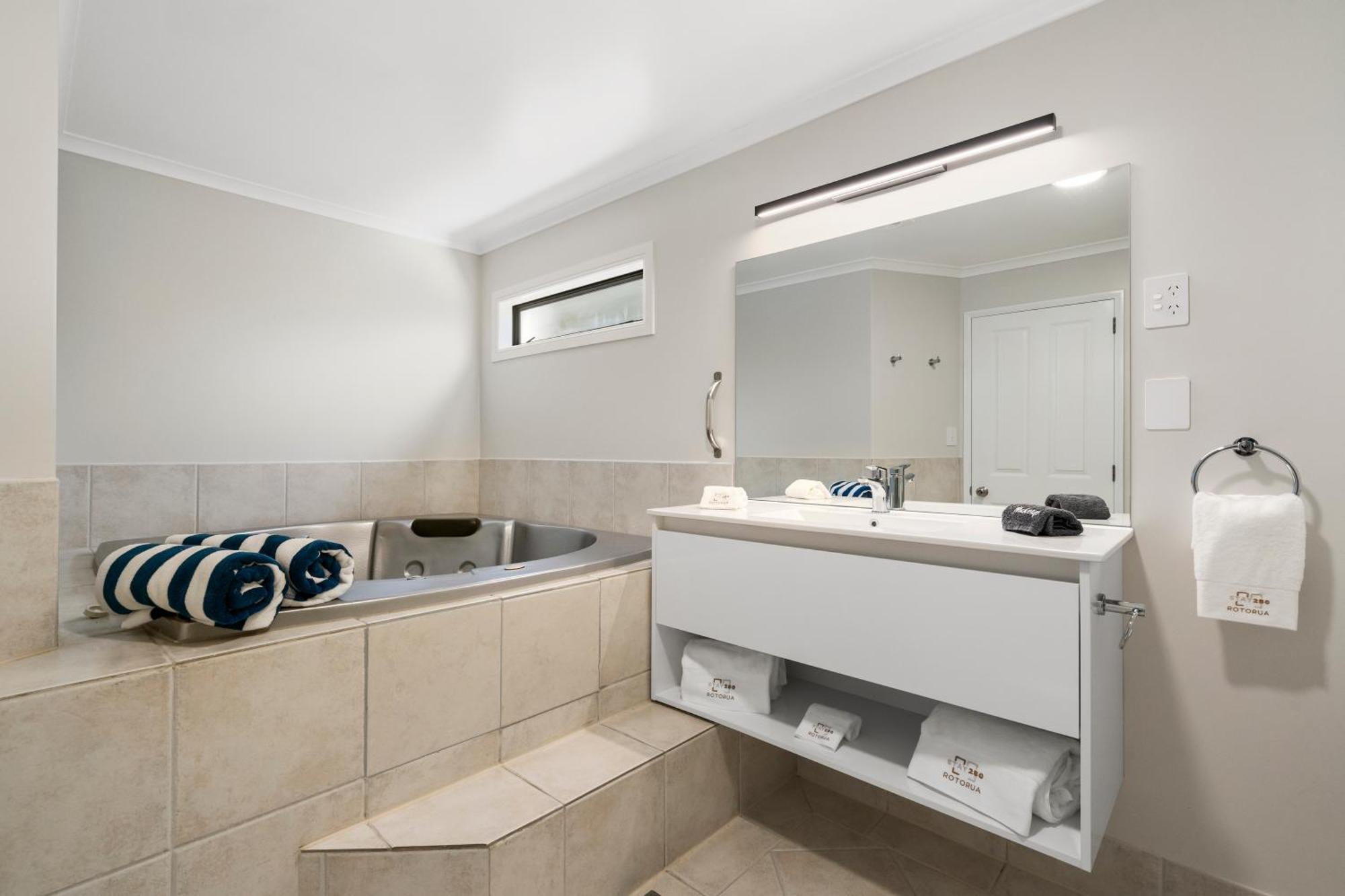 Stay 280 & Stay 284 Rotorua - Refurbished Modern Accommodation Exteriér fotografie